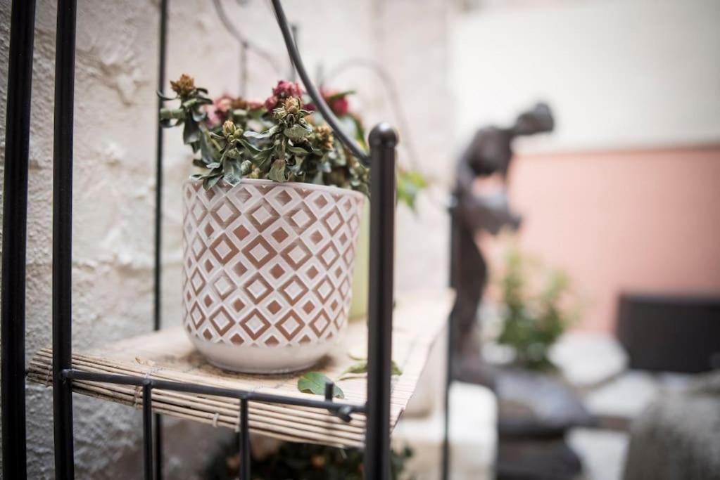 Apartamento En Centro Historico Con Patio Romano San Lorenzo de El Escorial Eksteriør billede