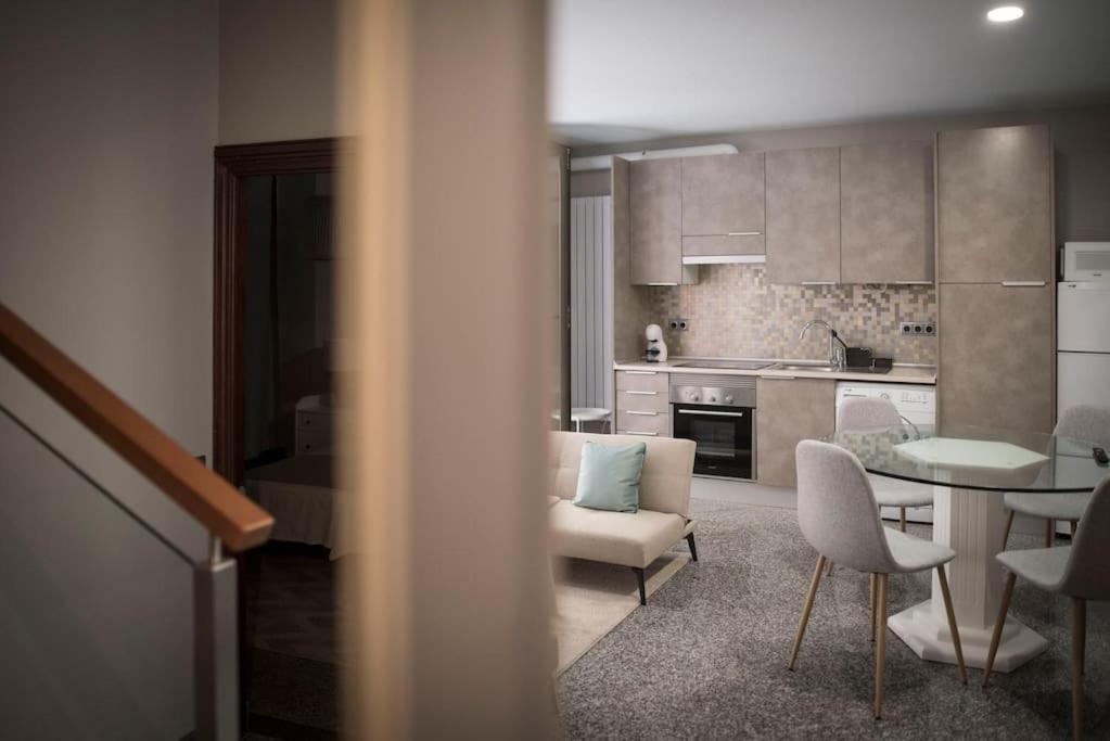 Apartamento En Centro Historico Con Patio Romano San Lorenzo de El Escorial Eksteriør billede