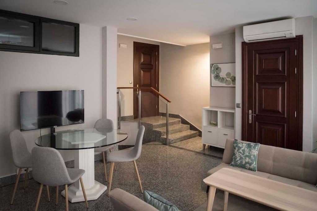 Apartamento En Centro Historico Con Patio Romano San Lorenzo de El Escorial Eksteriør billede