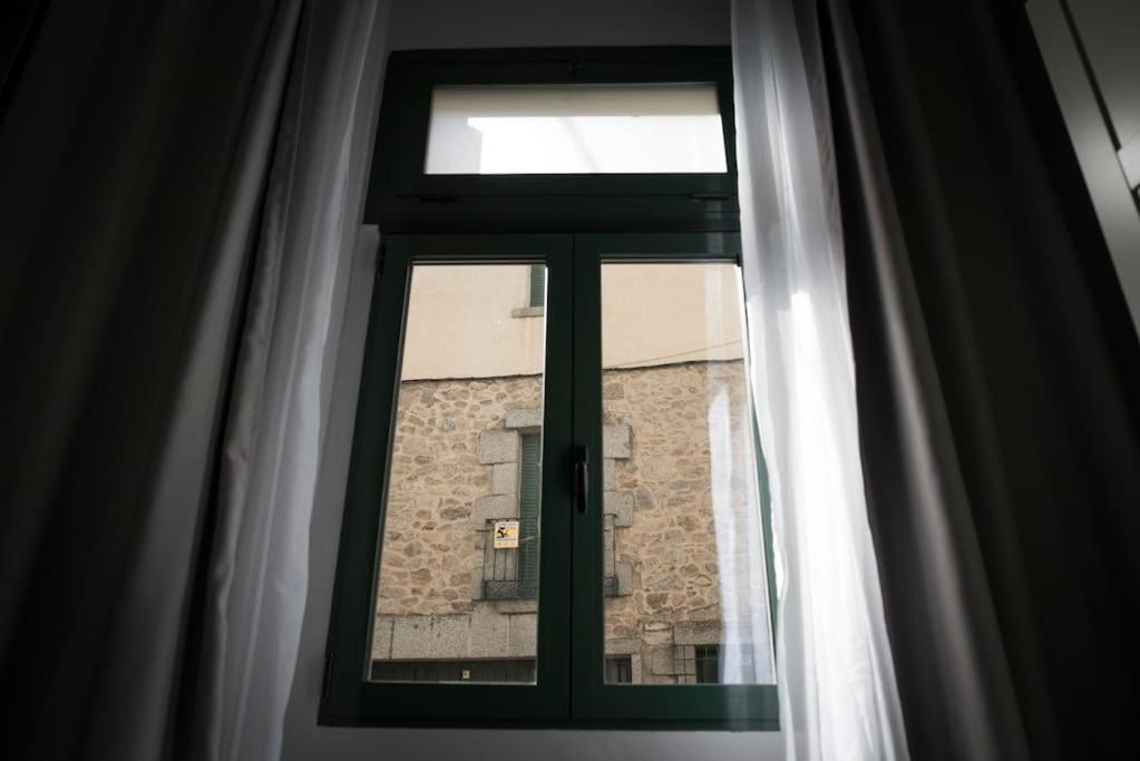 Apartamento En Centro Historico Con Patio Romano San Lorenzo de El Escorial Eksteriør billede